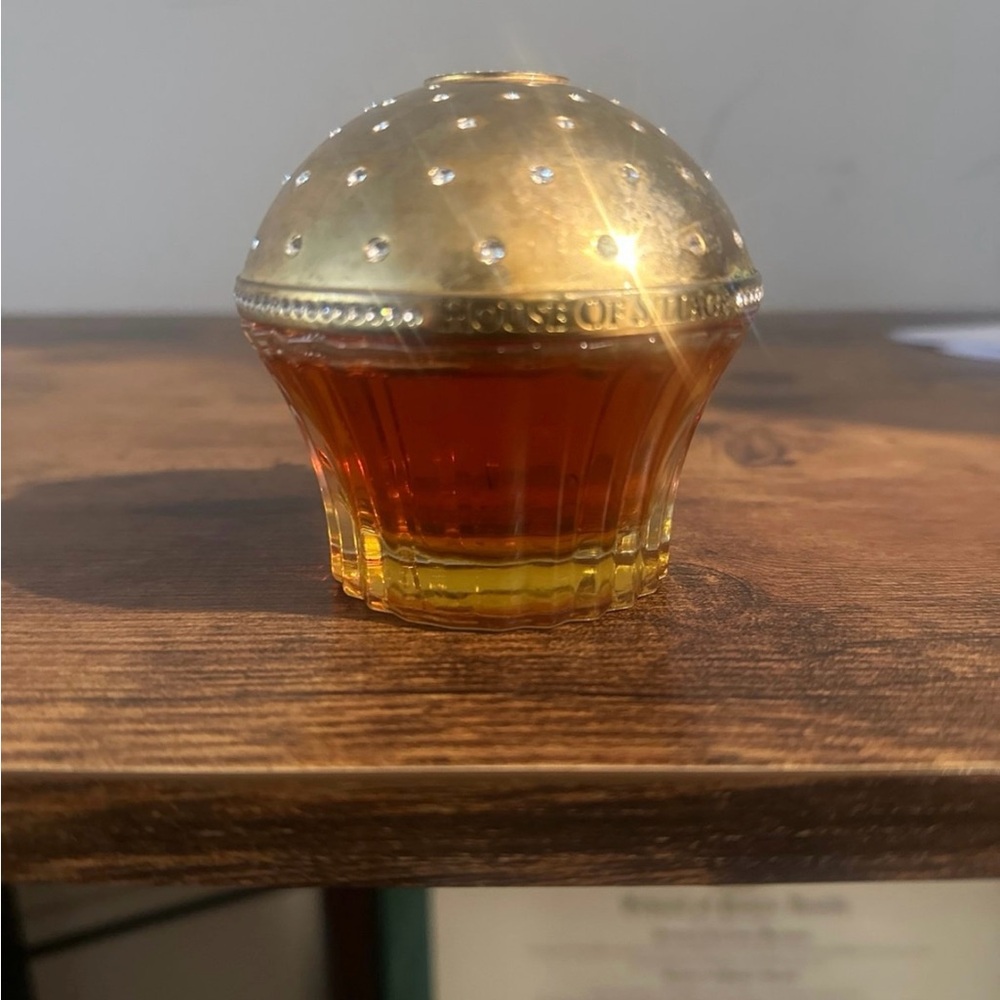 Elegant Gold and Amber Decorative Accent